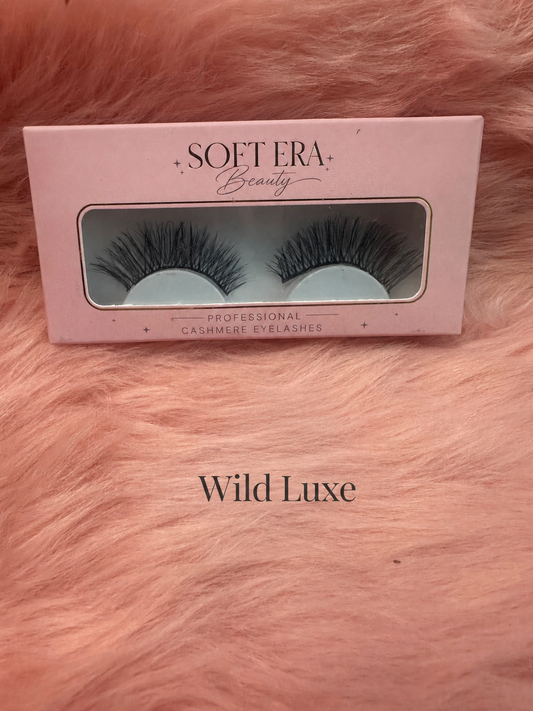 Petal Rush – Luxurious Cashmere Lashes